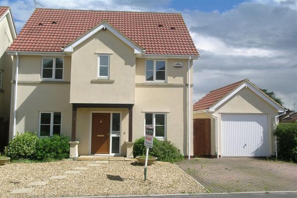 Detached House, 4 bedrooms, Unfurnished