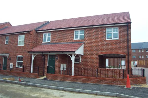 Flat / Apartment, 2 bedrooms, Unfurnished