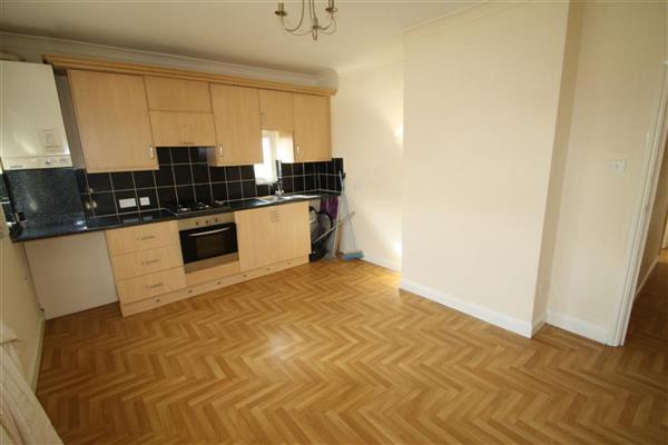 Detached House, 1 bedroom, Unfurnished