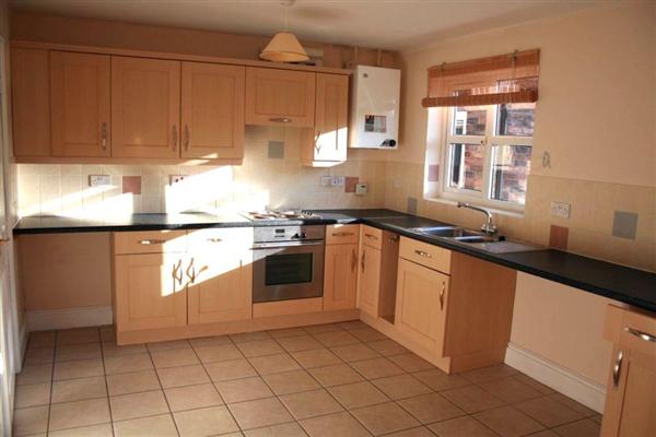 Semi-Detached House, 3 bedrooms