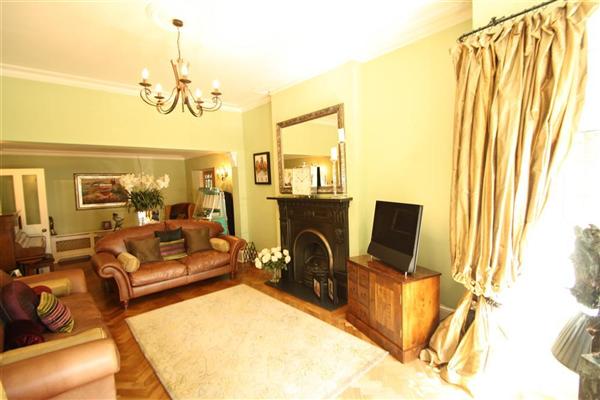 Detached House, 4 bedrooms