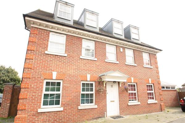 Detached House, 5 bedrooms, Unfurnished