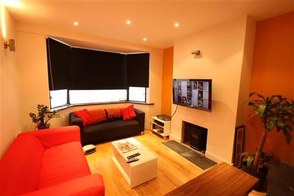 Mid-Terrace House, 3 bedrooms