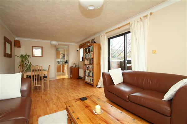 Flat / Apartment, 3 bedrooms