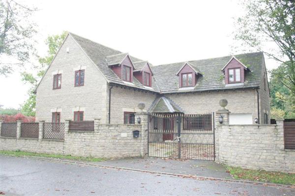Detached House, 5 bedrooms