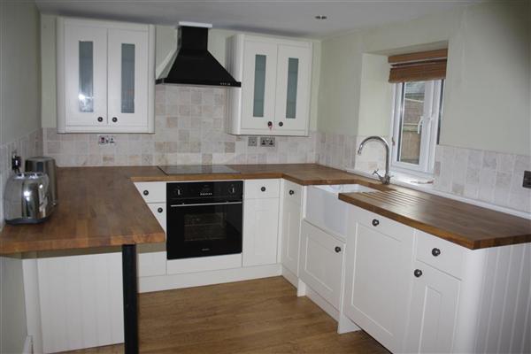 Mid-Terrace House, 2 bedrooms