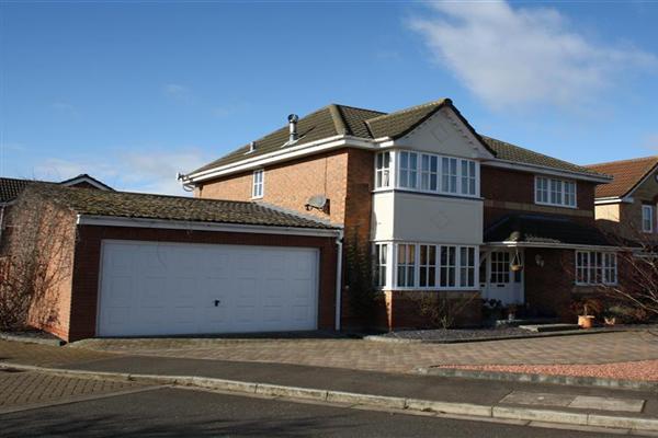 Detached House, 4 bedrooms, Unfurnished