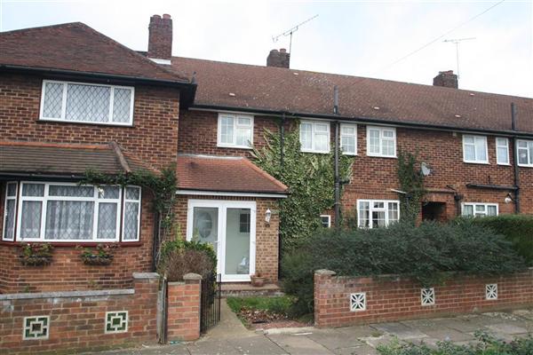 Mid-Terrace House, 4 bedrooms