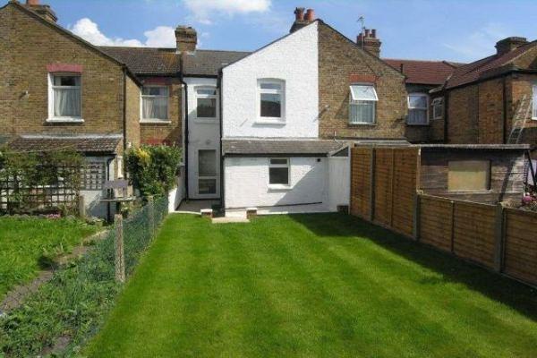 Mid-Terrace House, 3 bedrooms