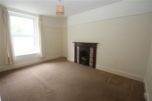 Lymington Road, TQ1