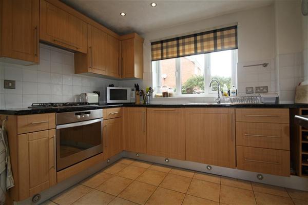 Detached House, 4 bedrooms