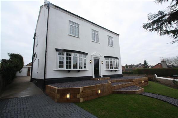 Detached House, 6 bedrooms