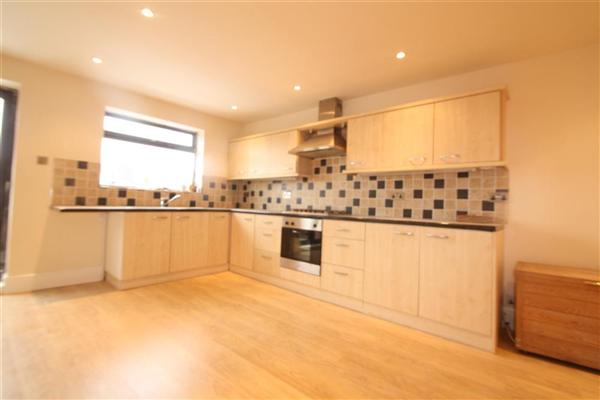 Semi-Detached House, 3 bedrooms