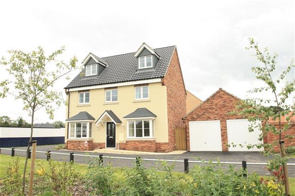 Detached House, 5 bedrooms