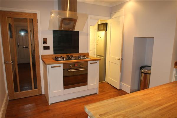 Mid-Terrace House, 2 bedrooms