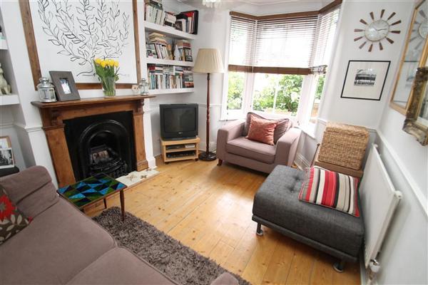 E17. WOODVILLE ROAD