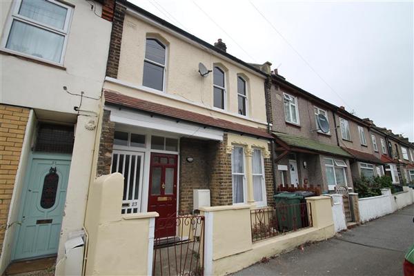 E17. ST. ANDREWS ROAD