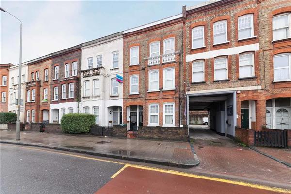 Flat / Apartment, 1 bedroom