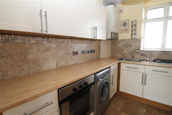 Flat / Apartment, 3 bedrooms