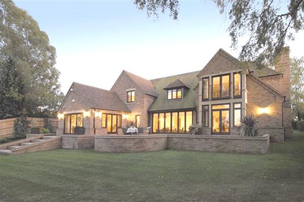 Detached House, 5 bedrooms, Freehold