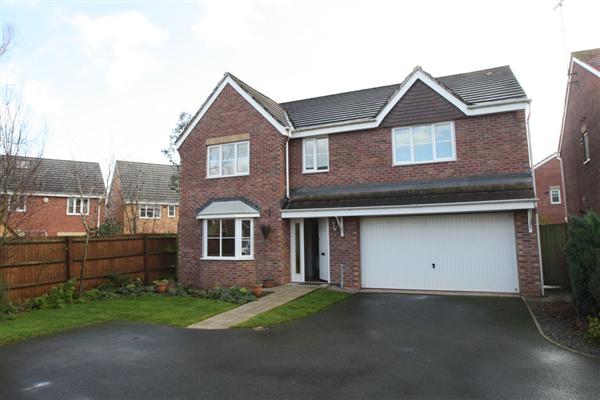 Detached House, 5 bedrooms