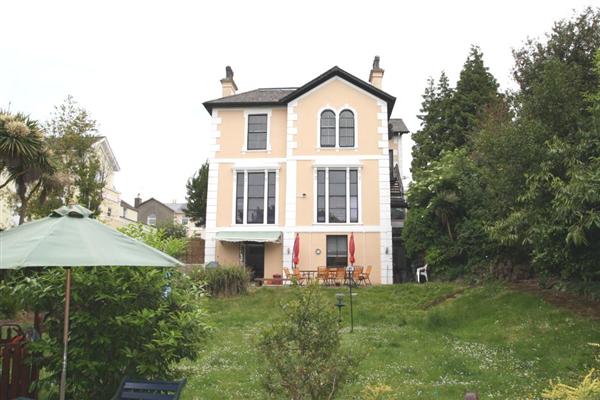 Detached House, 7 bedrooms