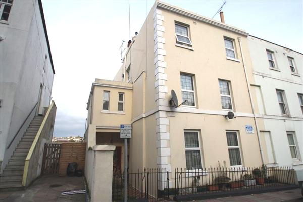 End-of-Terrace House, 10 bedrooms