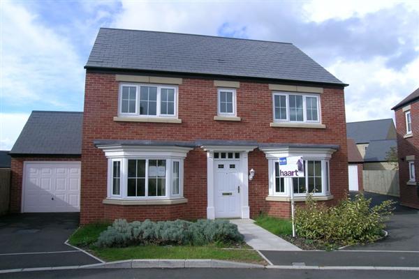Detached House, 4 bedrooms, Freehold