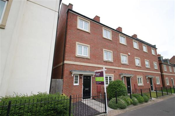 End-of-Terrace House, 3 bedrooms