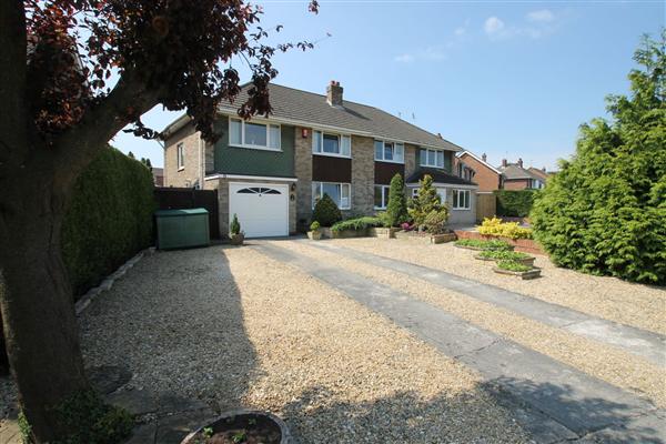 Semi-Detached House, 3 bedrooms
