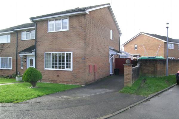 End-of-Terrace House, 2 bedrooms, Freehold