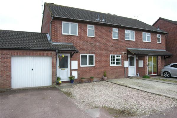 End-of-Terrace House, 2 bedrooms, Freehold