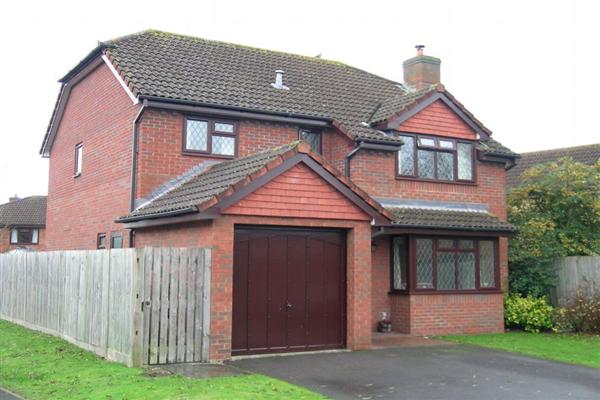 Detached House, 4 bedrooms, Freehold