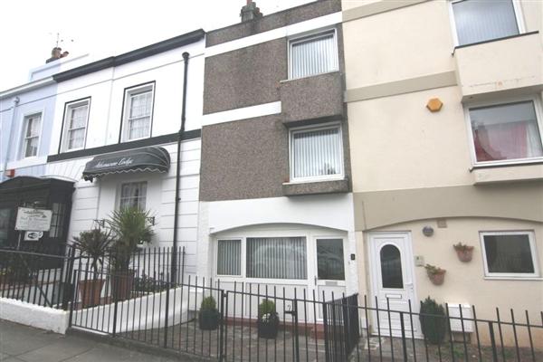 Mid-Terrace House, 4 bedrooms