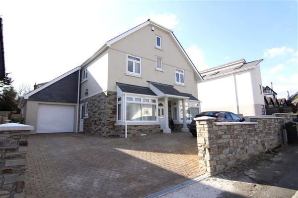 Detached House, 5 bedrooms
