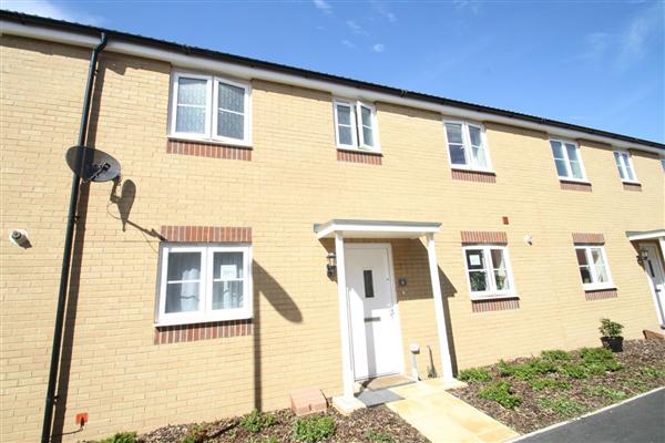 Mid-Terrace House, 3 bedrooms