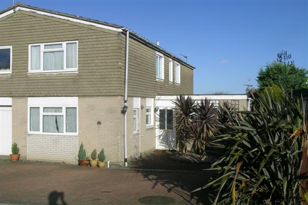 Semi-Detached House, 4 bedrooms, Freehold