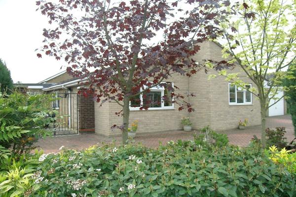 Bungalow, 4 bedrooms, Freehold