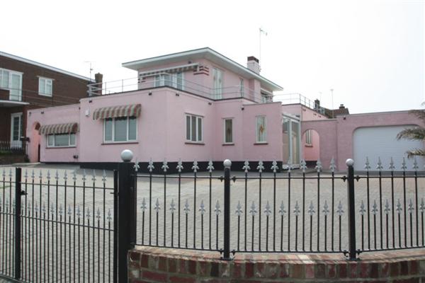 Detached House, 5 bedrooms