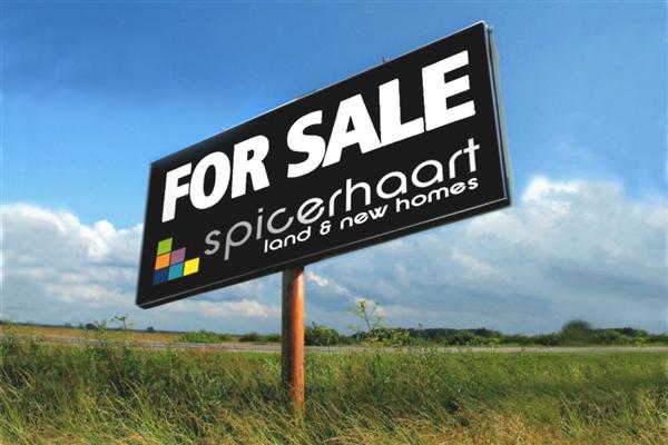 Land, 100 bedrooms, 
